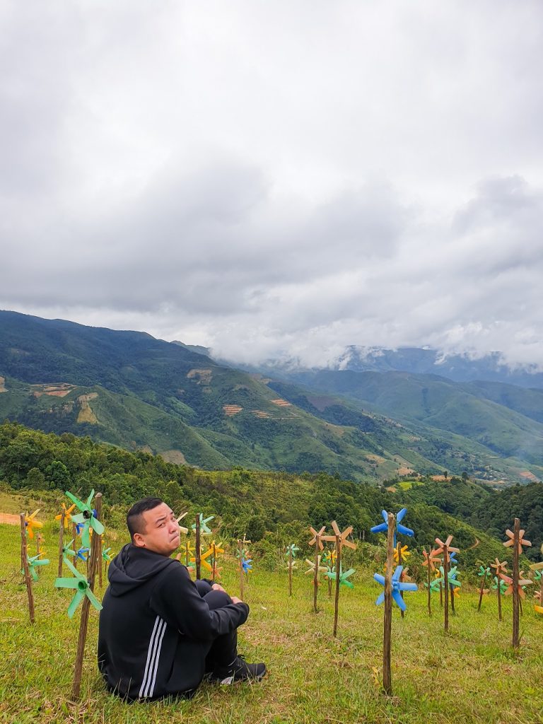 Deo pha din cuc tay viet nam 4 768x1024 - VƯỢT 700 KM ĐẾN CỰC TÂY VIỆT NAM, KHÁM PHÁ NƠI DUY NHẤT GIÁP VỚI CẢ LÀO VÀ TRUNG QUỐC