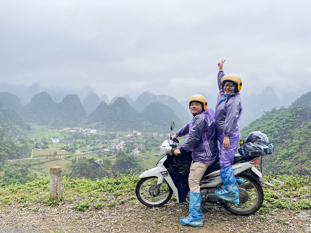 Check in bat cu dau tour xe may ha giang - 10 TRẢI NGHIỆM ẤN TƯỢNG NHẤT PHẢI THỬ TRONG TOUR XE MÁY HÀ GIANG CÙNG THỔ ĐỊA
