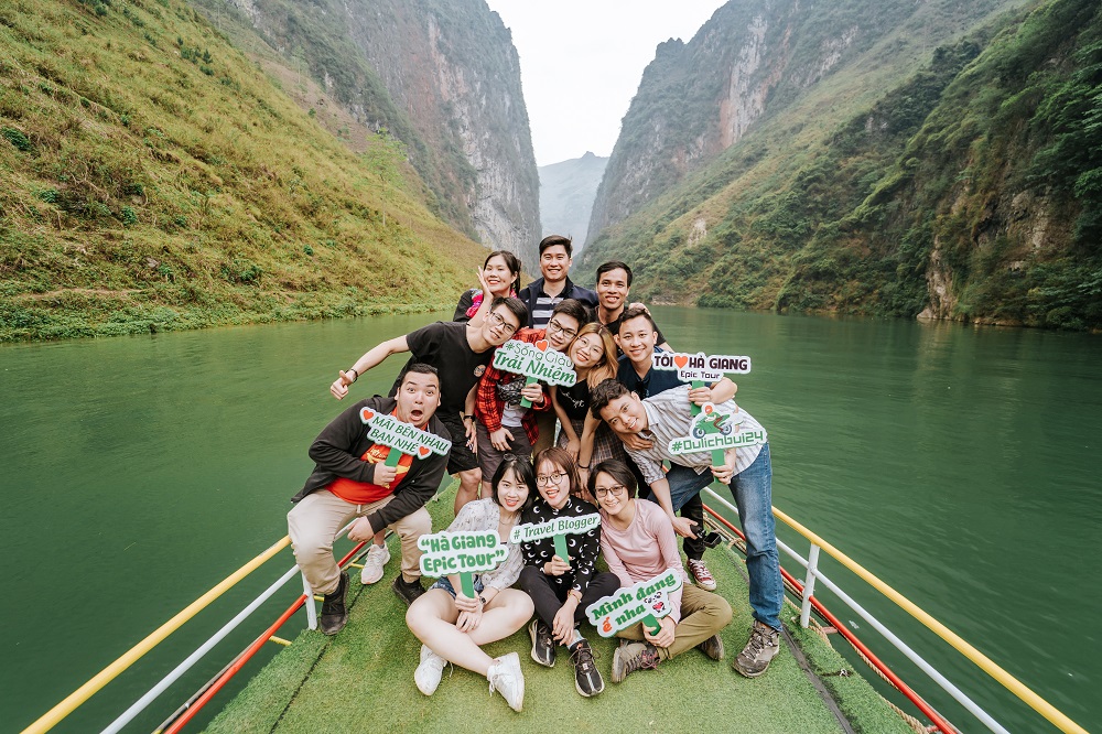 Song nho que 1 du lich ha giang bang xe may - 72H KHÁM PHÁ DU LỊCH HÀ GIANG BẰNG XE MÁY DÀNH RIÊNG CHO CÁC TAY LÁI "YẾU"