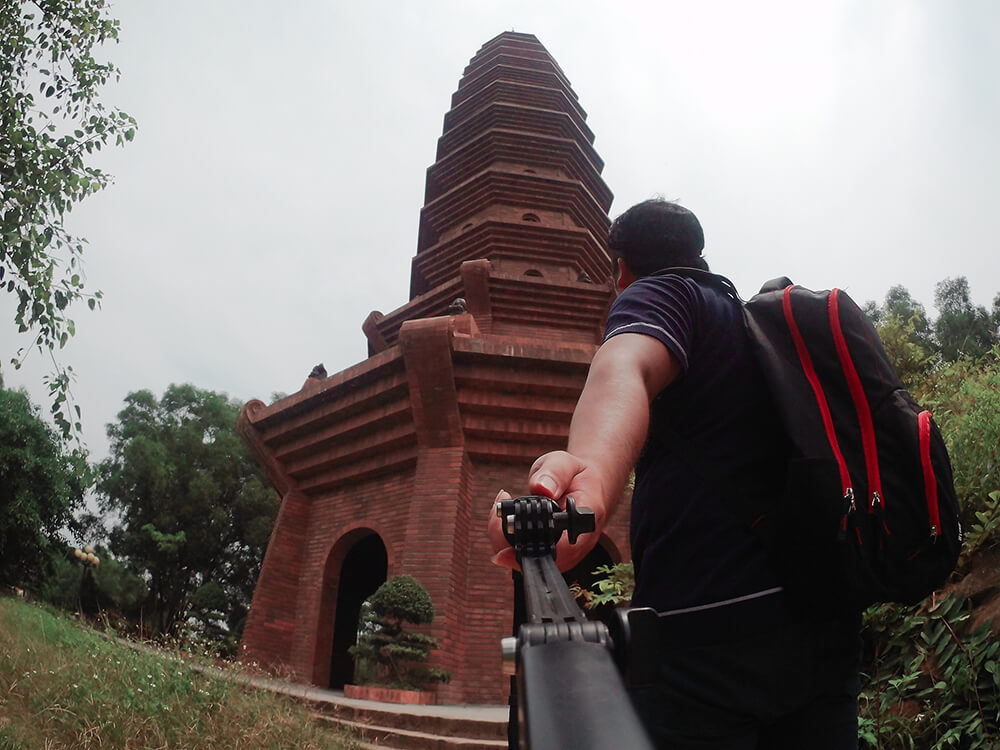 TỔNG HỢP CÁC ĐIỂM DU LỊCH BẮC NINH HẤP DẪN SAU KHI HẾT DỊCH COVID 19 Bao thap chua phat tich cac diem du lich bac ninh - TỔNG HỢP CÁC ĐIỂM DU LỊCH BẮC NINH HẤP DẪN SAU KHI HẾT DỊCH COVID 19