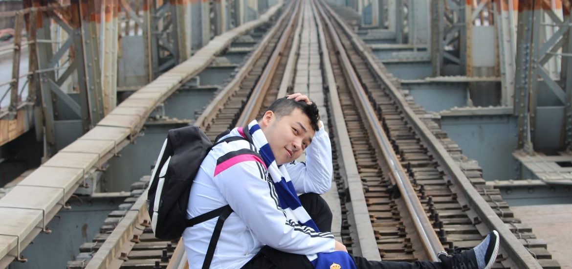 Duong-sat-danh-cho-tau-hoa-cau-long-bien